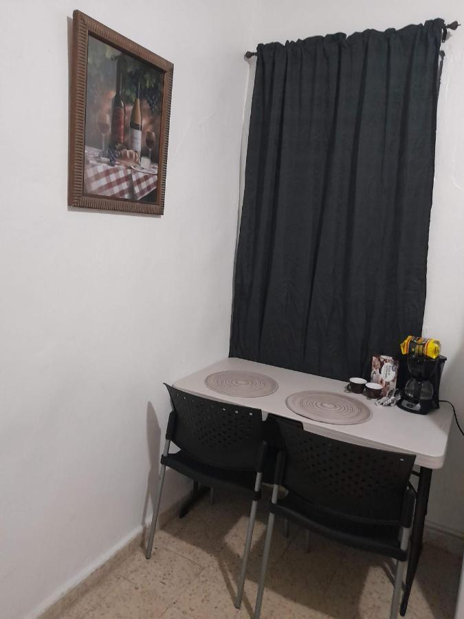 Hermoso Apartamento Frente Aeropuerto De Isla Verde San Juan Buitenkant foto